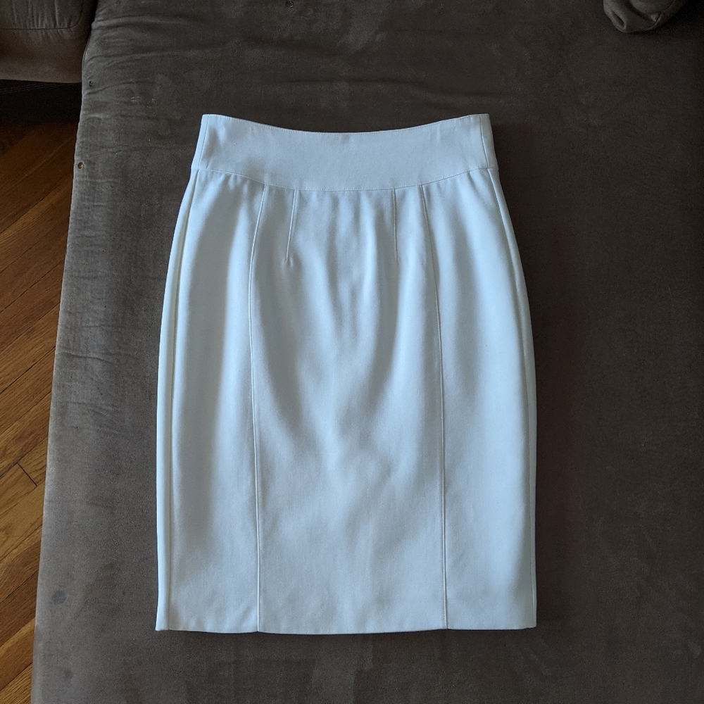 Burberry London white pencil skirt